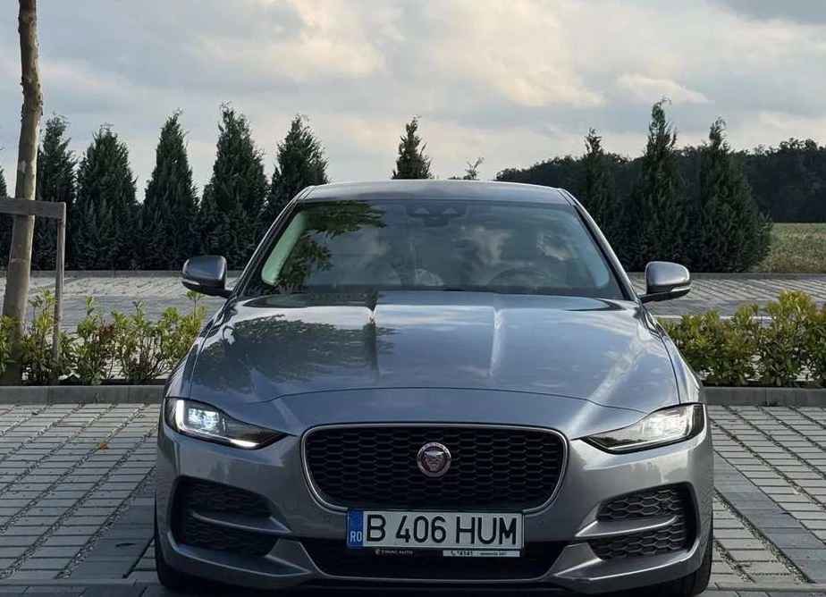 Jaguar XE