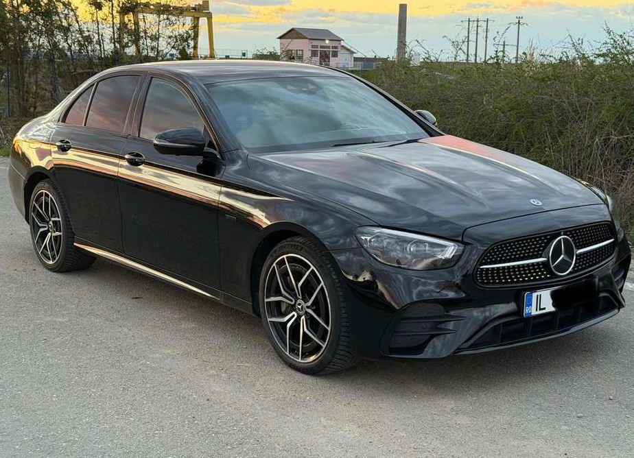 Mercedes-Benz E
