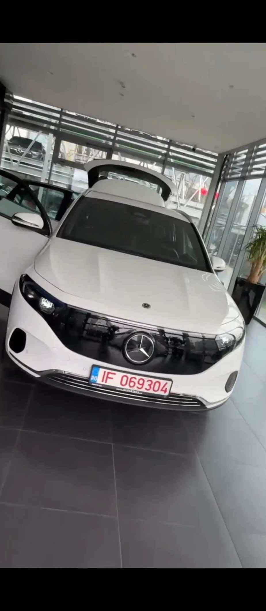 Mercedes-Benz EQA