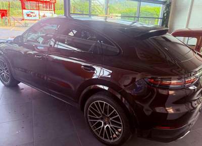 Porsche Cayenne Coupe