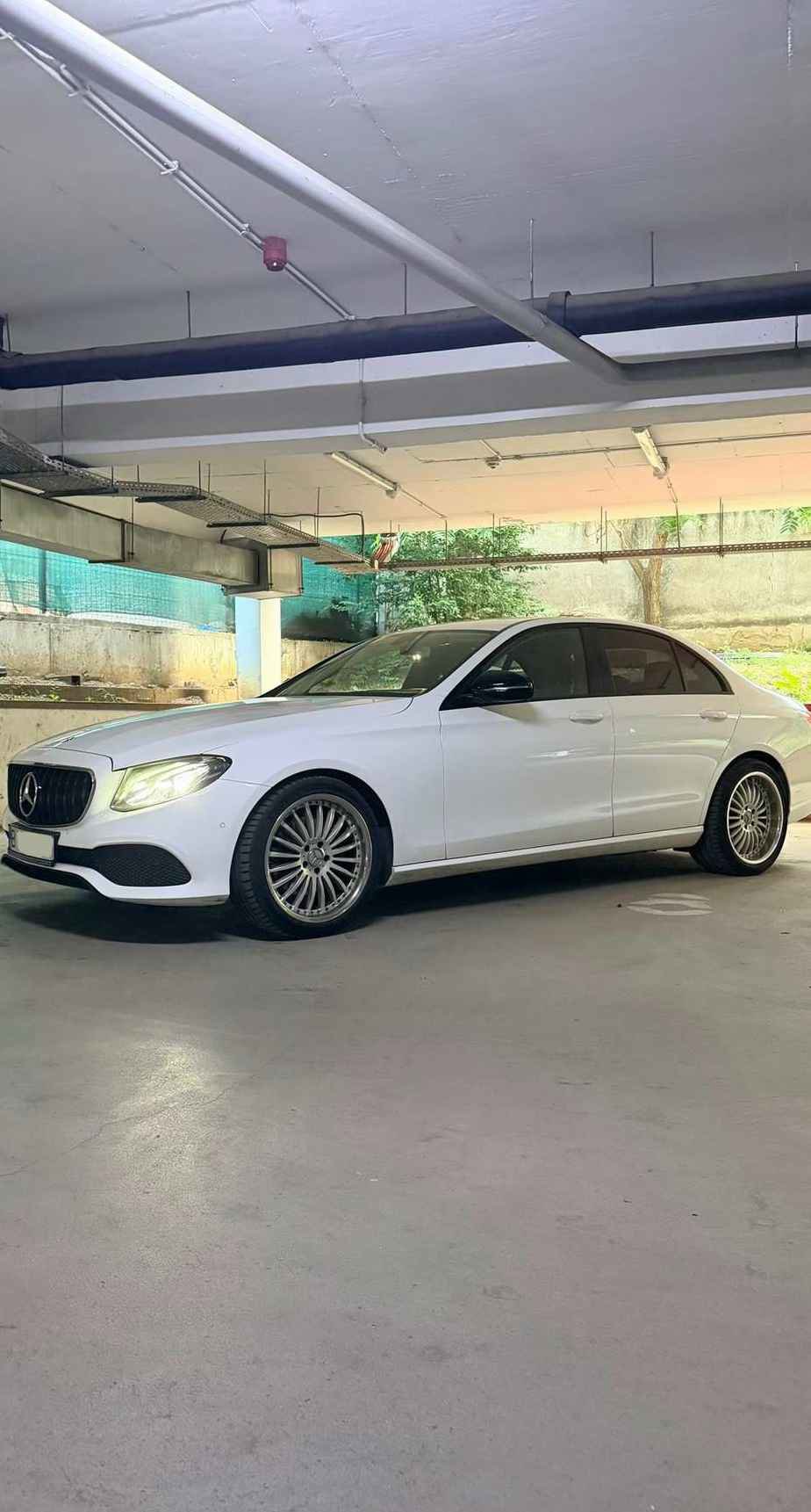 Mercedes-Benz E