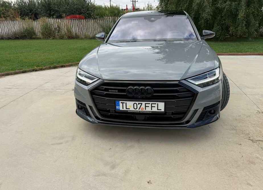 Audi A8
