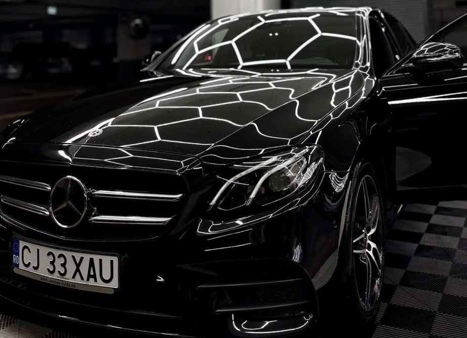 Mercedes-Benz E