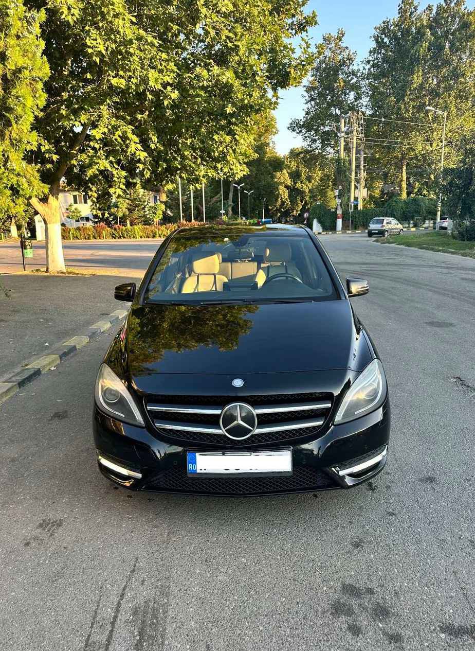 Mercedes-Benz B