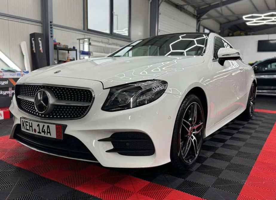 Mercedes-Benz E