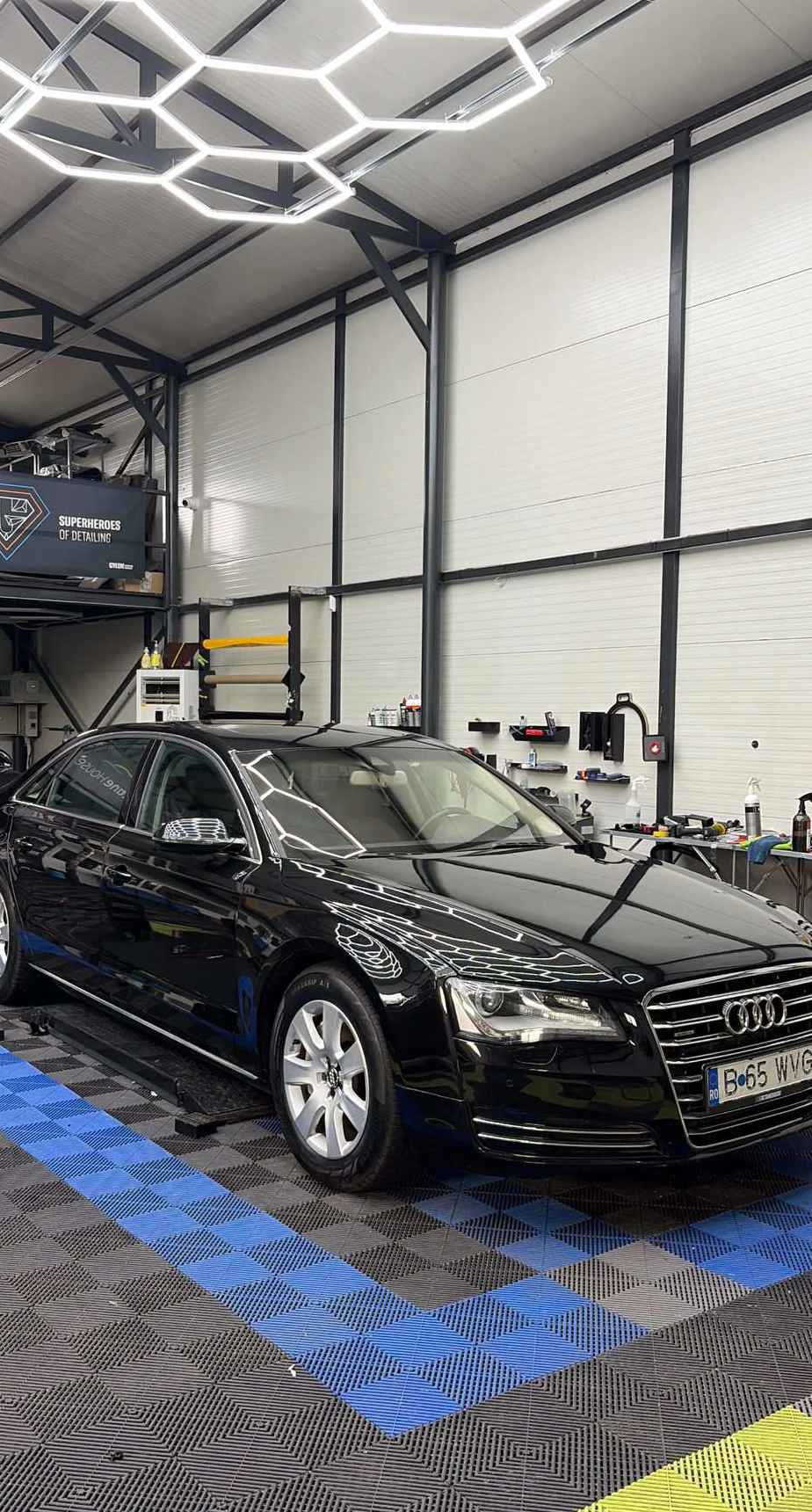 Audi A8