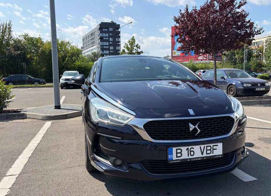 DS Automobiles DS 5