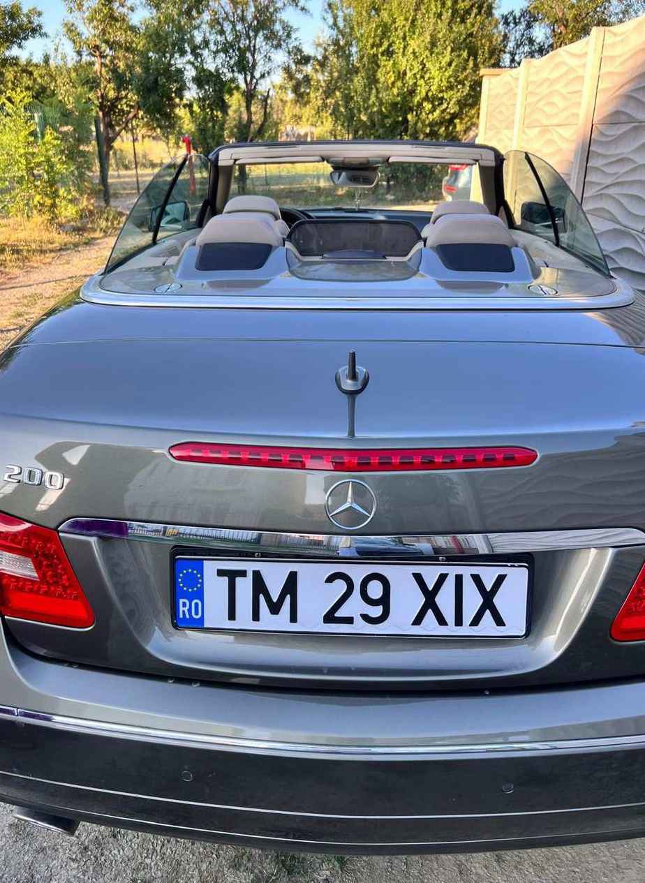 Mercedes-Benz E