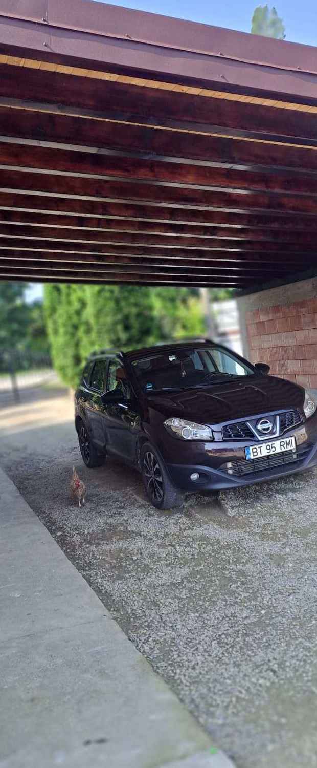 Nissan Qashqai+2