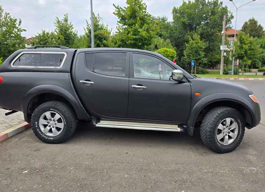 Mitsubishi L200