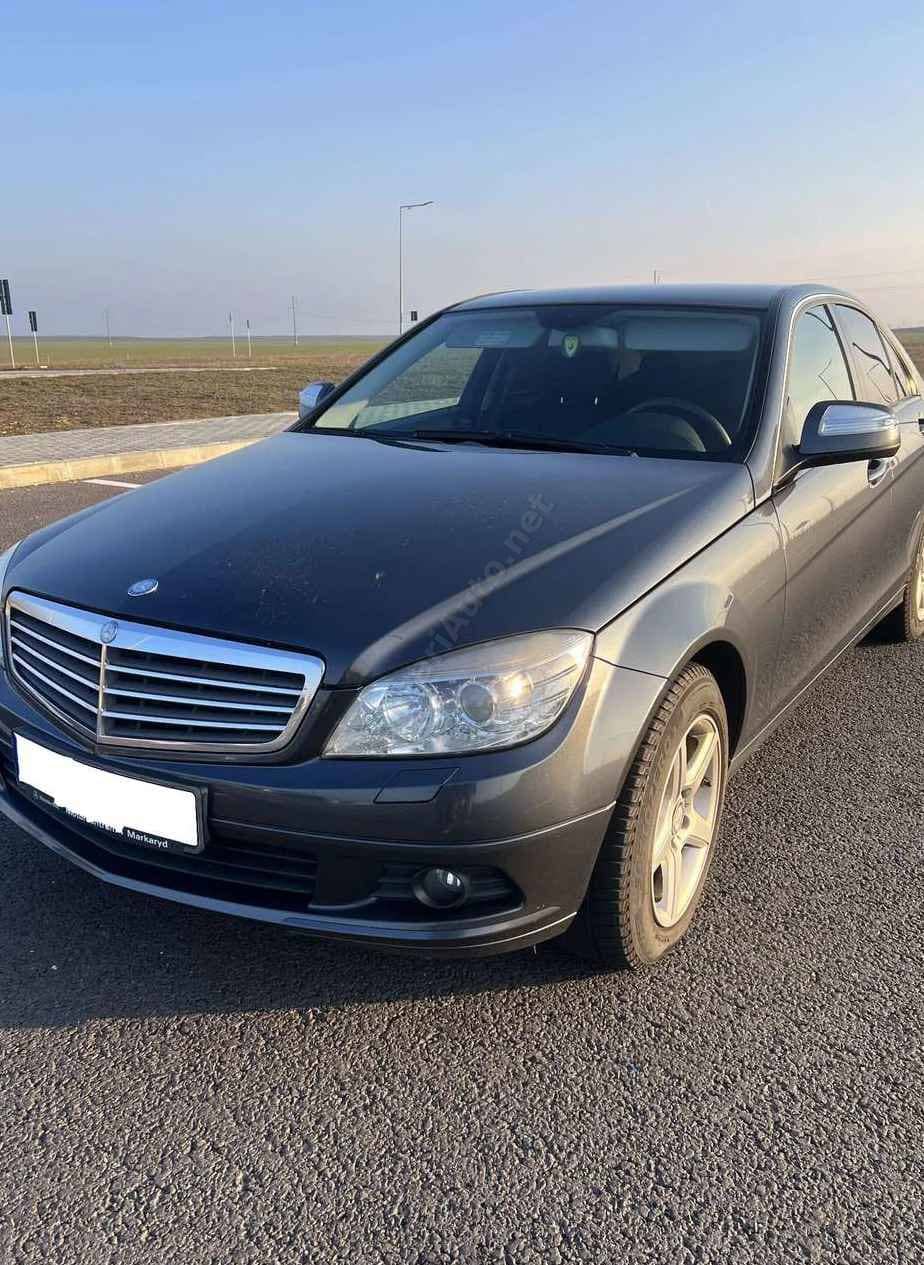 Mercedes-Benz C