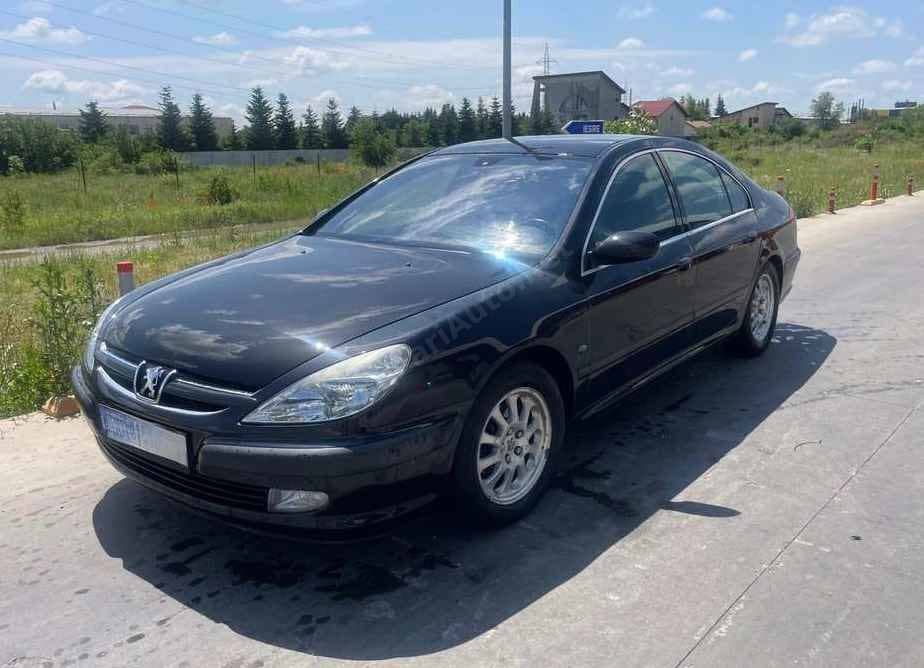 Peugeot 607