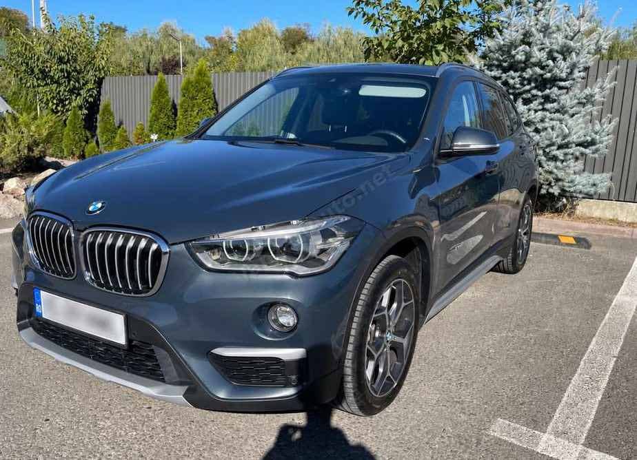 BMW X1
