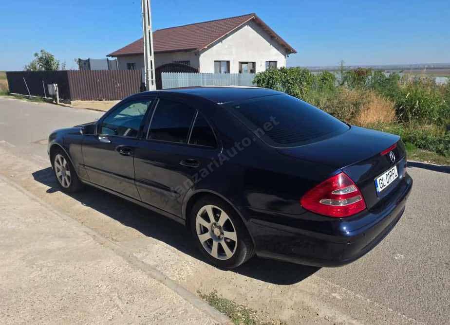 Mercedes-Benz E
