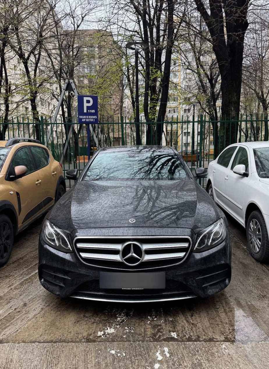 Mercedes-Benz E