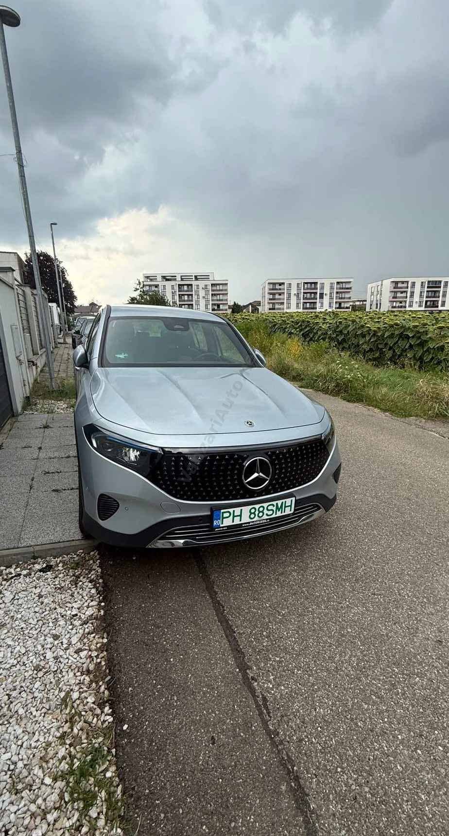 Mercedes-Benz EQB