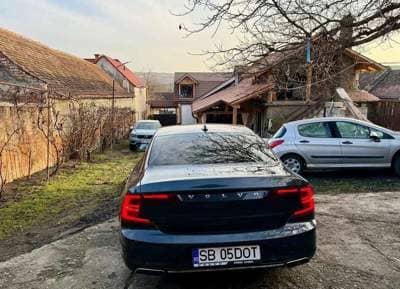 Volvo S90