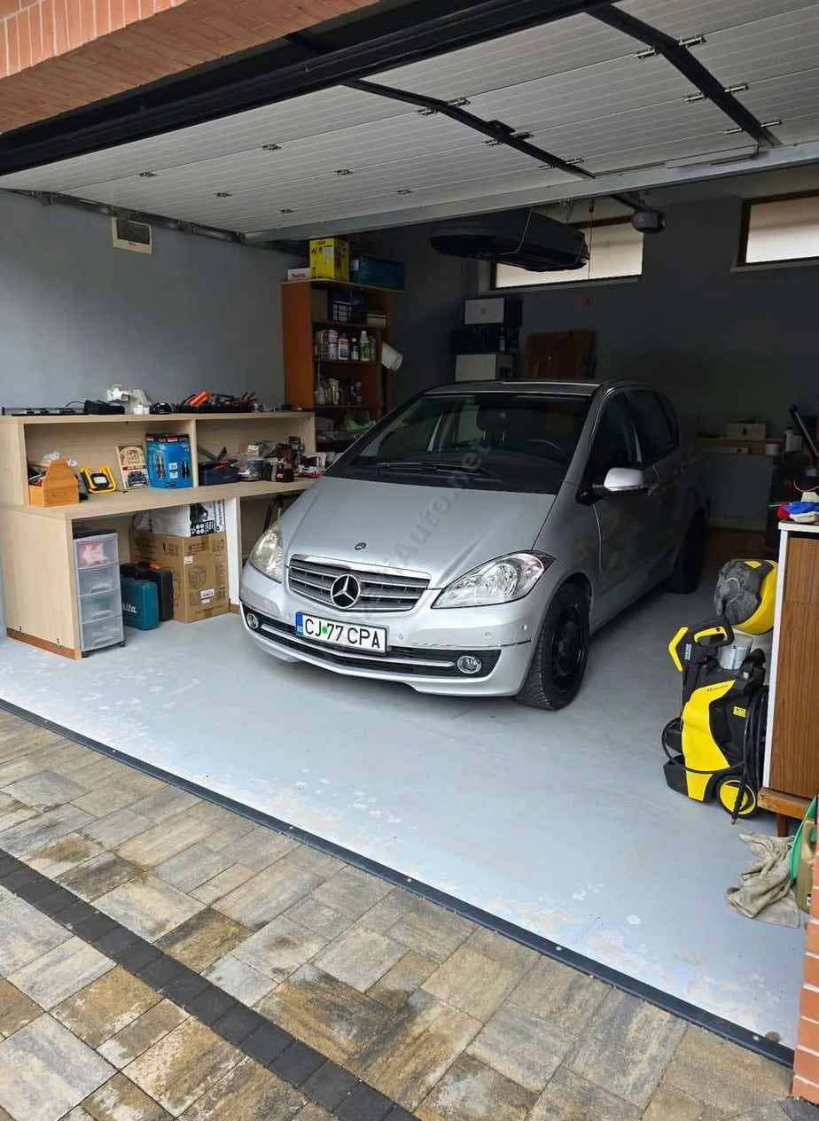Mercedes-Benz A