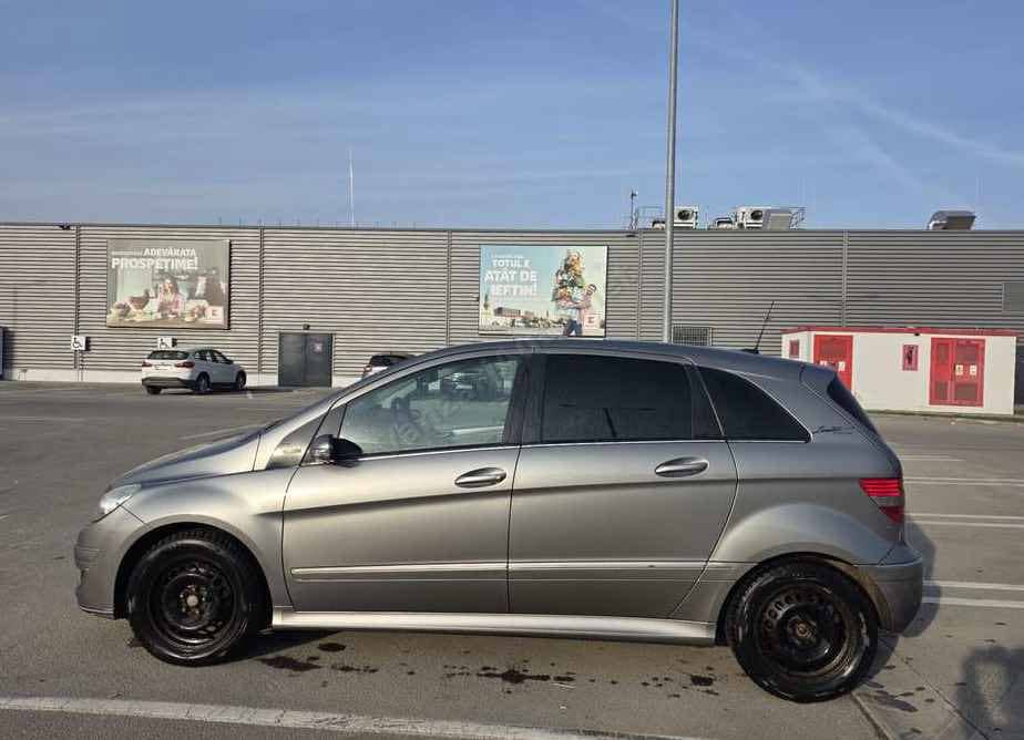 Mercedes-Benz B