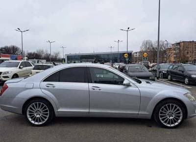 Mercedes-Benz S