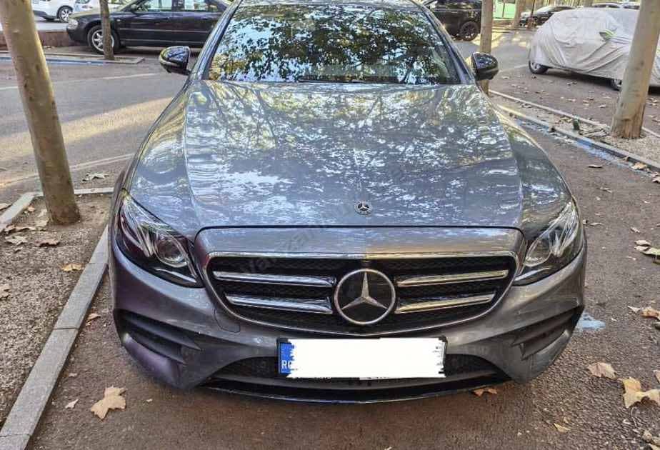Mercedes-Benz E