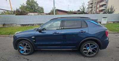 Lynk&Co 01