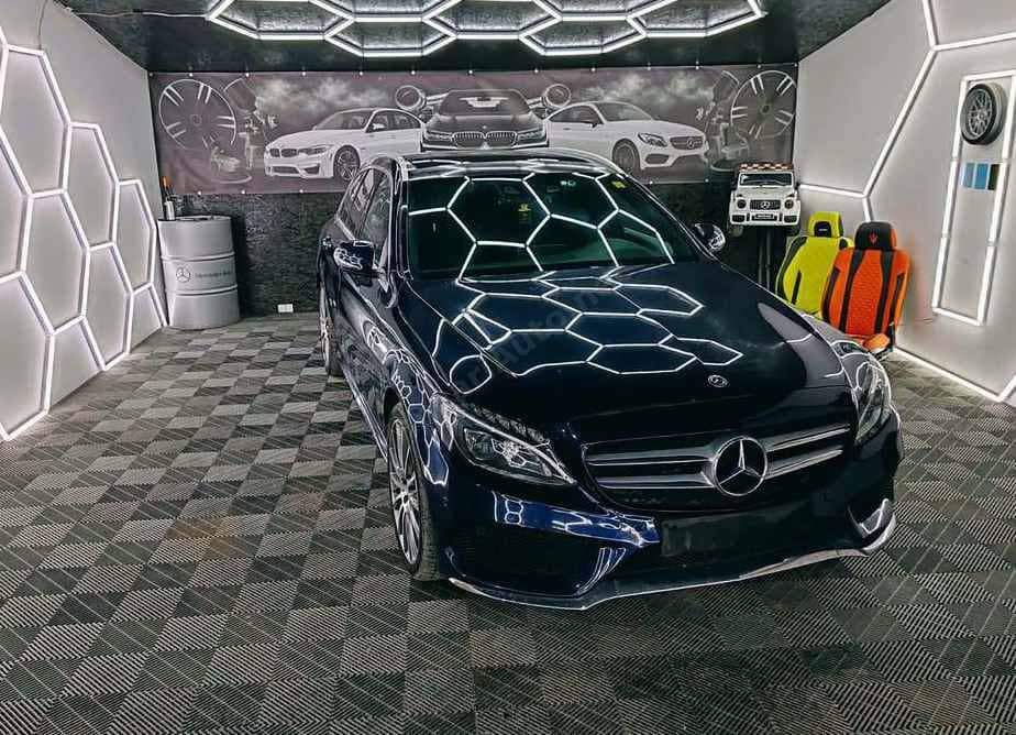 Mercedes-Benz C