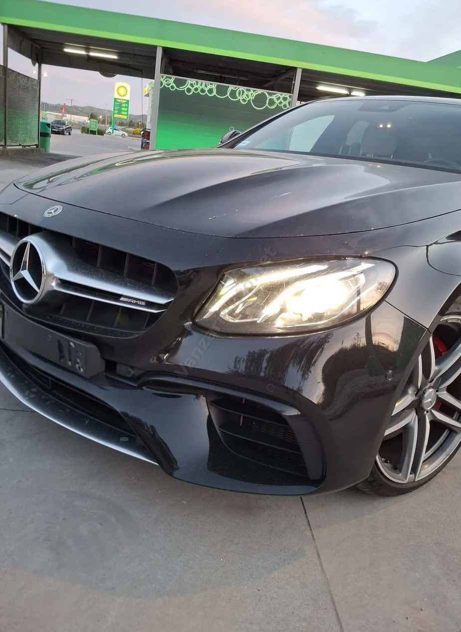 Mercedes-Benz E
