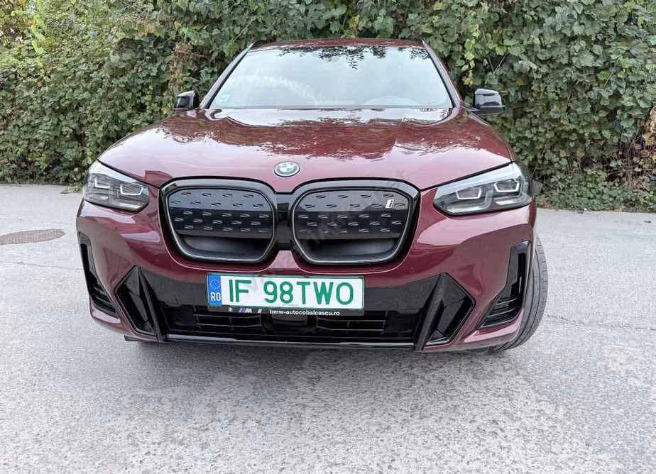 BMW iX3